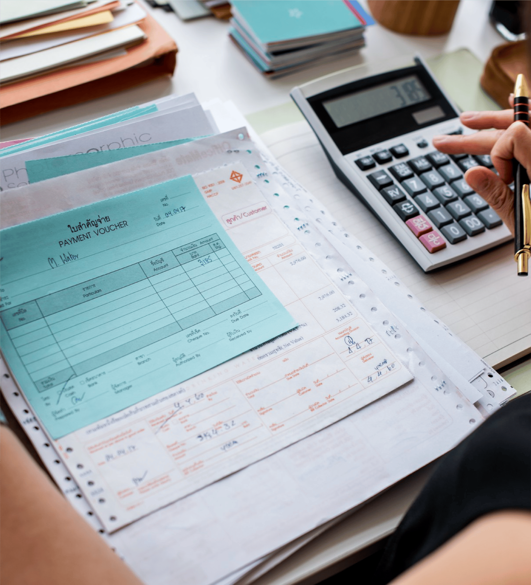 people_Mesa de trabajo 1